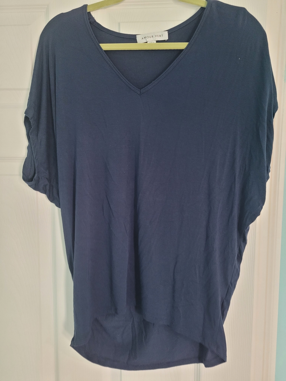 Amour Vert Navy V-Neck Relaxed Short Sleeve Top